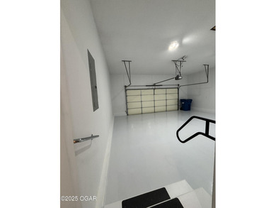 Beautifully Maintained Briarbrook Home with Detached on Briarbrook Golf Course in Missouri - for sale on GolfHomes.com, golf home, golf lot