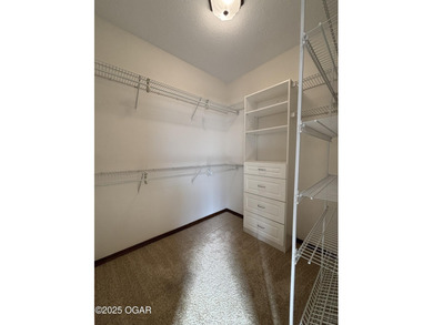 Beautifully Maintained Briarbrook Home with Detached on Briarbrook Golf Course in Missouri - for sale on GolfHomes.com, golf home, golf lot