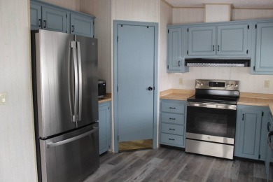 Welcome to this beautifully updated 2-bedroom home that offers on Schalamar Creek Golf and Country Club in Florida - for sale on GolfHomes.com, golf home, golf lot