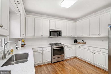 RECENTLY UPDATED KITCHEN. Welcome home to a beautifully updated on Bentwater Golf Club in Georgia - for sale on GolfHomes.com, golf home, golf lot