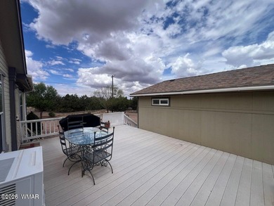 Beautiful well cared for home in White Mountain Lakes. Home come on Silver Creek Golf Club in Arizona - for sale on GolfHomes.com, golf home, golf lot