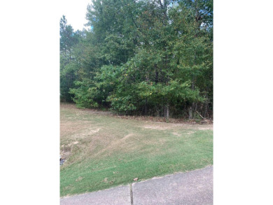 Come build your dream home on this beautiful lot located on the on Granada Golf Course in Arkansas - for sale on GolfHomes.com, golf home, golf lot