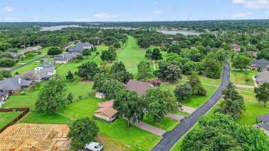 Charming 3-bedroom, 2-bathroom house located in Lake Kiowa, a on Lake Kiowa Golf Course in Texas - for sale on GolfHomes.com, golf home, golf lot