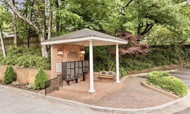 This 2 bed, 2 and 1/2 bath ALL BRICK END UNIT TOWNHOME offers on Ansley Golf Club At Mid-Town in Georgia - for sale on GolfHomes.com, golf home, golf lot