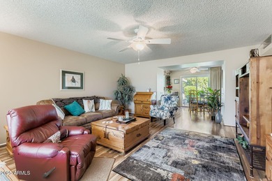 Charming and well-loved duplex. This 2 Bedroom, 2 Bath gemini on PalmBrook Country Club in Arizona - for sale on GolfHomes.com, golf home, golf lot