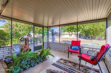 Charming and well-loved duplex. This 2 Bedroom, 2 Bath gemini on PalmBrook Country Club in Arizona - for sale on GolfHomes.com, golf home, golf lot