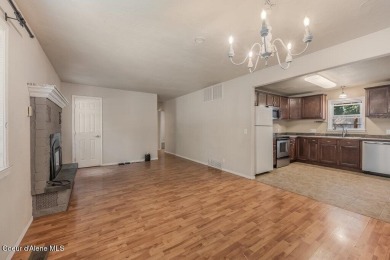 Cozy 3-Bed, 2-Bath Hayden Gem - In-Laws or !

Discover this on Avondale Golf and Tennis Club in Idaho - for sale on GolfHomes.com, golf home, golf lot
