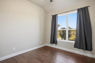 Custom Home in an excellent location on the Granbury Golf Course on Granbury Country Club in Texas - for sale on GolfHomes.com, golf home, golf lot