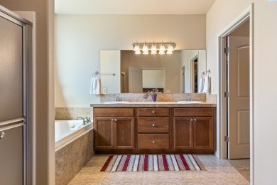 Welcome home! This beautiful 3 bedroom, 2 bathroom rambler is on Horn Rapids Golf Club in Washington - for sale on GolfHomes.com, golf home, golf lot