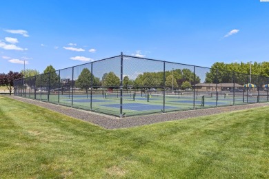Welcome home! This beautiful 3 bedroom, 2 bathroom rambler is on Horn Rapids Golf Club in Washington - for sale on GolfHomes.com, golf home, golf lot