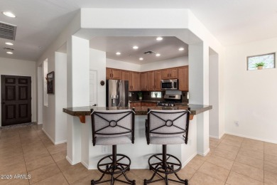 Welcome to carefree living in  this meticulously maintained on Anthem Golf and Country Club  in Arizona - for sale on GolfHomes.com, golf home, golf lot