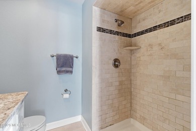 Welcome to this lovely 2-bedroom, 2-bath upper-level condo in on Raintree Golf Course in New Jersey - for sale on GolfHomes.com, golf home, golf lot