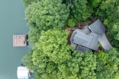 Welcome to The Lake House! A stunning, newly renovated lakefront on Lanier Island Legacy Golf Couorse in Georgia - for sale on GolfHomes.com, golf home, golf lot