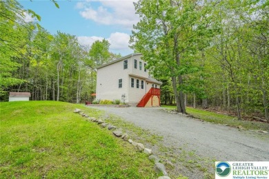 This beautifully renovated 3-bedroom, 3-bathroom home is the on Pocono Farms Country Club in Pennsylvania - for sale on GolfHomes.com, golf home, golf lot