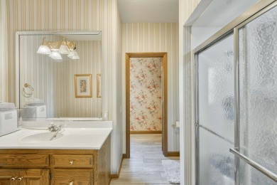 You will love and enjoy all the wonderful and elegant features on Highland Springs Country Club in Missouri - for sale on GolfHomes.com, golf home, golf lot