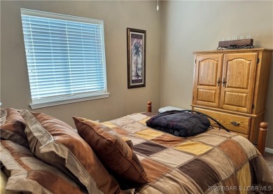 Great 3-bedroom 2 bath condo located close to the pool.  Very on The Club At Old Kinderhook in Missouri - for sale on GolfHomes.com, golf home, golf lot