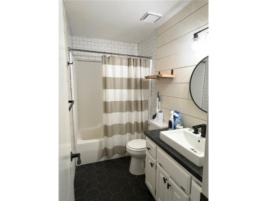 Charming 3 bedroom 2 bath home on a large corner lot.  Kitchen on Bella Vista Country Club - Berksdale in Arkansas - for sale on GolfHomes.com, golf home, golf lot
