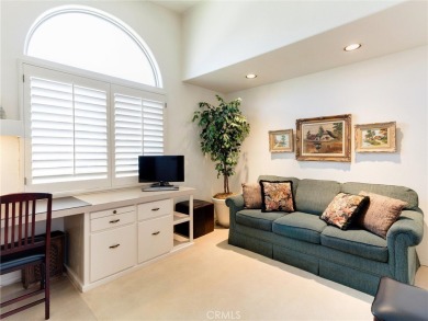 (Mutual 2-43-L)  WELCOME TO YOUR NEW HOME ... just wait till you on Leisure World Seal Beach Golf Course in California - for sale on GolfHomes.com, golf home, golf lot