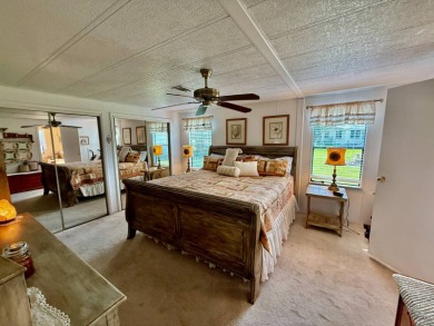 Home is located in Water Oak Country Club Estates in Lady Lake on Water Oak Country Club Estates in Florida - for sale on GolfHomes.com, golf home, golf lot