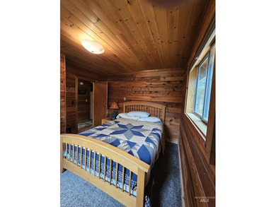 Cute as a button cabin in a great in town location! This 3 on McCall Municipal Golf Course in Idaho - for sale on GolfHomes.com, golf home, golf lot