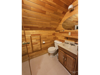 Cute as a button cabin in a great in town location! This 3 on McCall Municipal Golf Course in Idaho - for sale on GolfHomes.com, golf home, golf lot