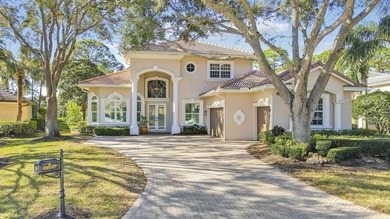 Welcome to 10109 Spyglass Lane, perfectly positioned on the 11th on PGA Golf Club in PGA Village in Florida - for sale on GolfHomes.com, golf home, golf lot
