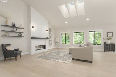 Open House Sat 9/13 from 11a-2p! Live Your Best Life in This on  in Oregon - for sale on GolfHomes.com, golf home, golf lot