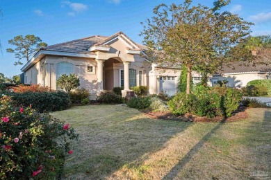 This Arthur Rutenberg-designed home in The Peninsula subdivision on Peninsula Golf and Racquet Club in Alabama - for sale on GolfHomes.com, golf home, golf lot