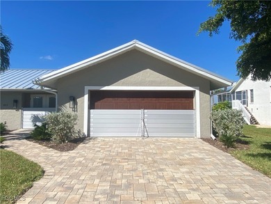 Experience the engineered peace of mind and golf-course beauty on The Dunes Golf and Tennis Club in Florida - for sale on GolfHomes.com, golf home, golf lot