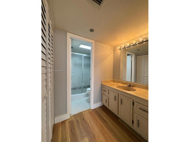 EXCELENT OPPORTUNITY. Light, Bright, and feels like HOME. This on Pembroke Lakes Golf Club in Florida - for sale on GolfHomes.com, golf home, golf lot