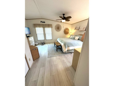 SCGC is a 55 plus, lot rent, 495 acres manufactured home on Schalamar Creek Golf and Country Club in Florida - for sale on GolfHomes.com, golf home, golf lot