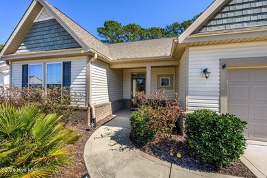 Beautifully maintained 2018 move-in ready single-level home with on Farmstead Golf Links in North Carolina - for sale on GolfHomes.com, golf home, golf lot