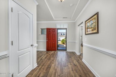 Beautifully maintained 2018 move-in ready single-level home with on Farmstead Golf Links in North Carolina - for sale on GolfHomes.com, golf home, golf lot