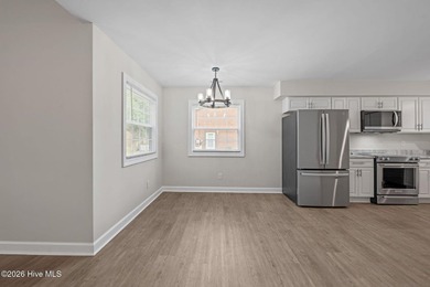 Move right into this beautifully renovated 3 bedroom, 2 bathroom on River Bend Golf and Country Club in North Carolina - for sale on GolfHomes.com, golf home, golf lot