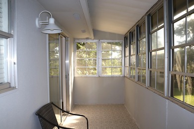 Remarks:Beautifully updated condo in the heart of Kings Point! on Kings Point Golf -Flanders Way in Florida - for sale on GolfHomes.com, golf home, golf lot