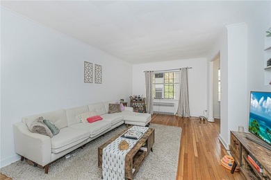 A RARE opportunity to own a well-maintained, all brick 6 family on Silver Lake Golf Course in New York - for sale on GolfHomes.com, golf home, golf lot