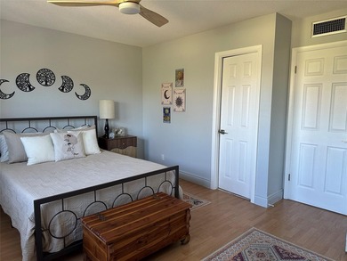 Beautiful condo 2 bedrooms, 2 bathrooms in Lauderhill East on Lauderhill Golf Course in Florida - for sale on GolfHomes.com, golf home, golf lot