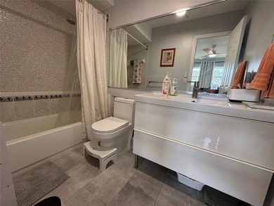 Beautiful condo 2 bedrooms, 2 bathrooms in Lauderhill East on Lauderhill Golf Course in Florida - for sale on GolfHomes.com, golf home, golf lot