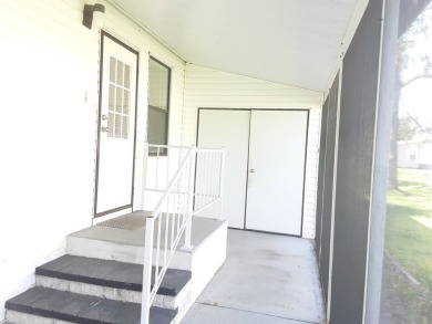 This updated 2 bed / 2 bath is move in ready.   Kitchen has new on Big Cypress Golf and Country Club in Florida - for sale on GolfHomes.com, golf home, golf lot
