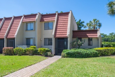 Uniquely reconfigured corner unit with 330 sq ft of additional on Fountains Golf and Country Club in Florida - for sale on GolfHomes.com, golf home, golf lot