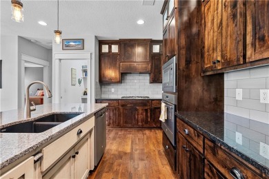 Welcome to A Stunning Maintenance Free Lakewood Gem!

This on Lakewood Oaks Golf Club, Ltd. in Missouri - for sale on GolfHomes.com, golf home, golf lot