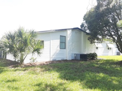 This updated 2 bed / 2 bath is move in ready.   Kitchen has new on Big Cypress Golf and Country Club in Florida - for sale on GolfHomes.com, golf home, golf lot