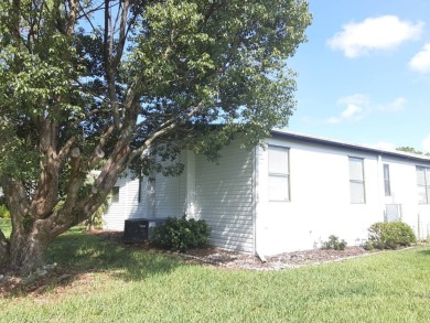 This updated 2 bed / 2 bath is move in ready.   Kitchen has new on Big Cypress Golf and Country Club in Florida - for sale on GolfHomes.com, golf home, golf lot