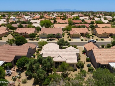 First time on the market! This beautifully maintained 2-bed on Deer Valley Golf Course in Arizona - for sale on GolfHomes.com, golf home, golf lot