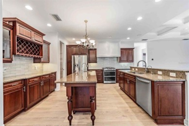 One or more photo(s) has been virtually staged. PRICE on Heritage Oaks Golf and Country Club in Florida - for sale on GolfHomes.com, golf home, golf lot