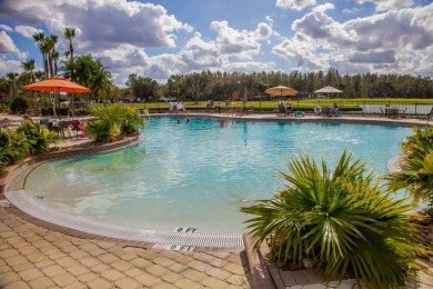 This updated 2 bed / 2 bath is move in ready.   Kitchen has new on Big Cypress Golf and Country Club in Florida - for sale on GolfHomes.com, golf home, golf lot