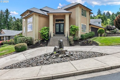 Elegant Hidden Valley Estates property with golf course view on Hidden Valley Golf Course in Oregon - for sale on GolfHomes.com, golf home, golf lot