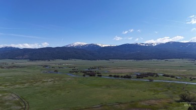 Motivated Sellers will consider all reasonable offers. House on Meadowcreek Golf Resort in Idaho - for sale on GolfHomes.com, golf home, golf lot