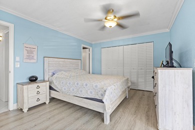 Beautifully updated 1-bed, 1.5-bath 2nd-floor condo in desirable on Kings Point Golf -Flanders Way in Florida - for sale on GolfHomes.com, golf home, golf lot