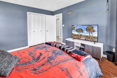 Charming, NO HOA and 2 block 2 BEACH!!!! What a SCORE! Come see on Cane Patch Driving Range in South Carolina - for sale on GolfHomes.com, golf home, golf lot
